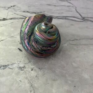 Signed Cohn‎ Stone Art Glass Iridescent Spatter Nautilus Sea Shell Figurine
